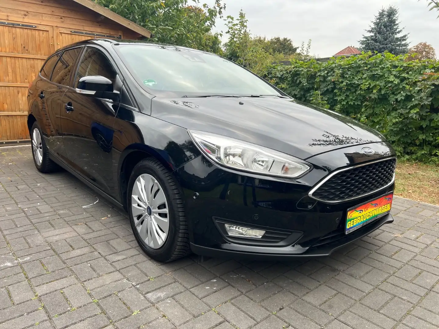 Ford Focus Trend Turnier  48000km Zahnriemen neu Schwarz - 2