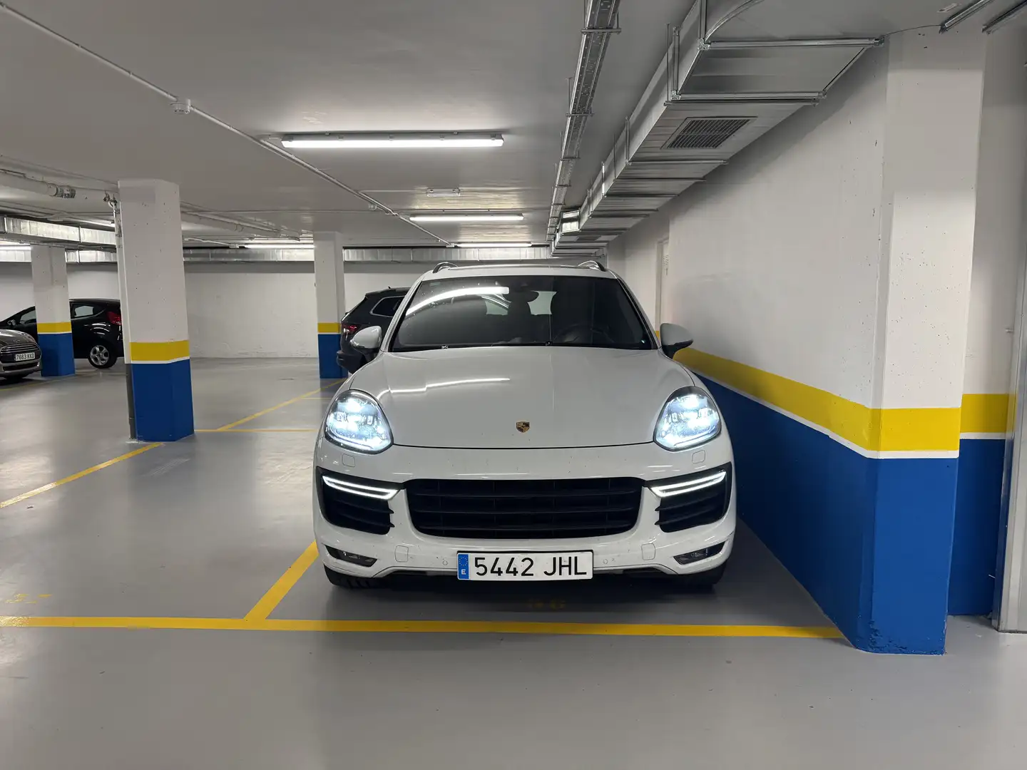 Porsche Cayenne Turbo S Aut. - 1