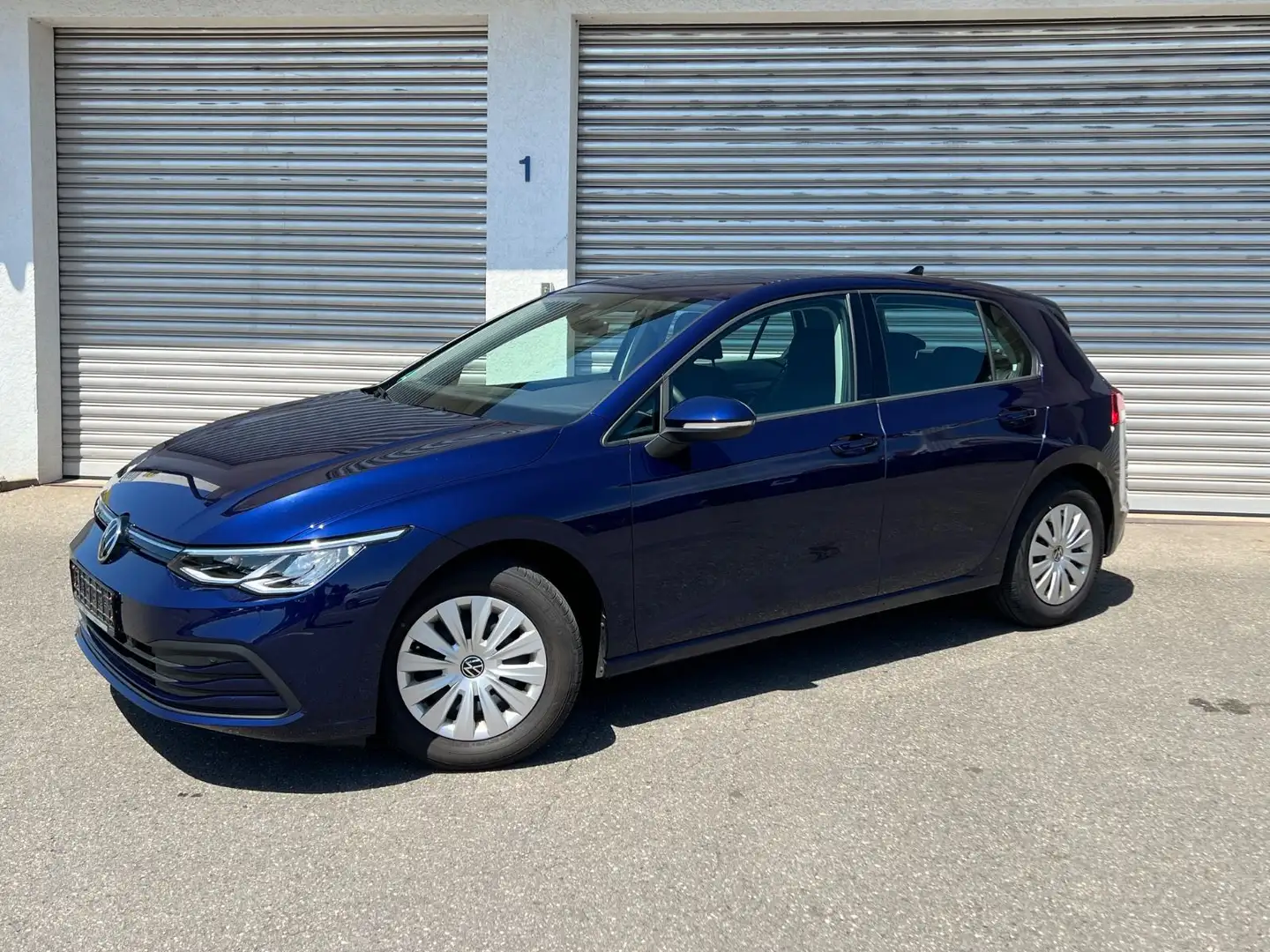Volkswagen Golf 8*1.0 TSI*Lim*Virtu*Xenon*Spurhalteass*ACC* Bleu - 1