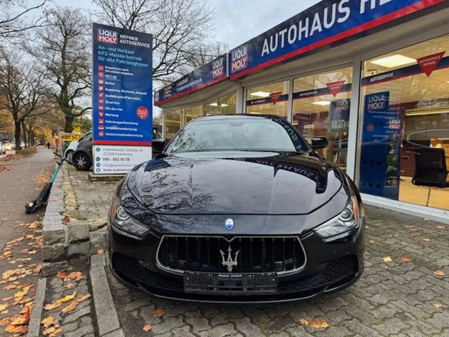 Maserati Ghibli 3.0 V6 S Q4 Automatik Schwarz - 2
