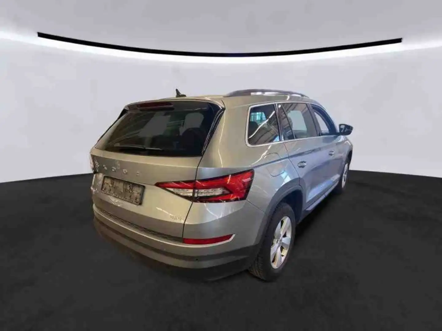 Skoda Kodiaq 2.0 TDI Ambition 4x4 DSG Navi AHK Kamera Sitzheizu Grau - 2