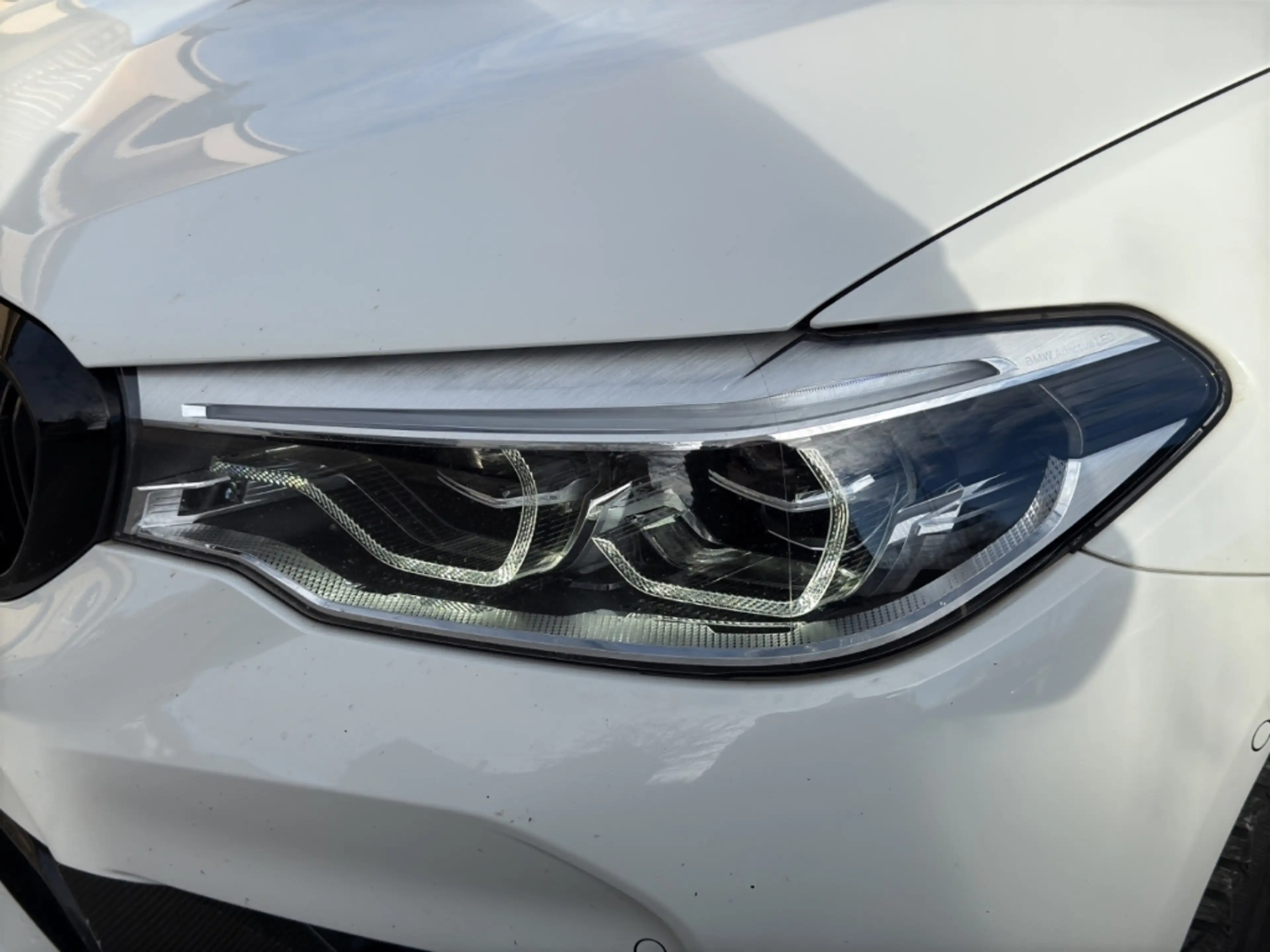 BMW M5 xDrive Carbon M Driver's Package — photo 21