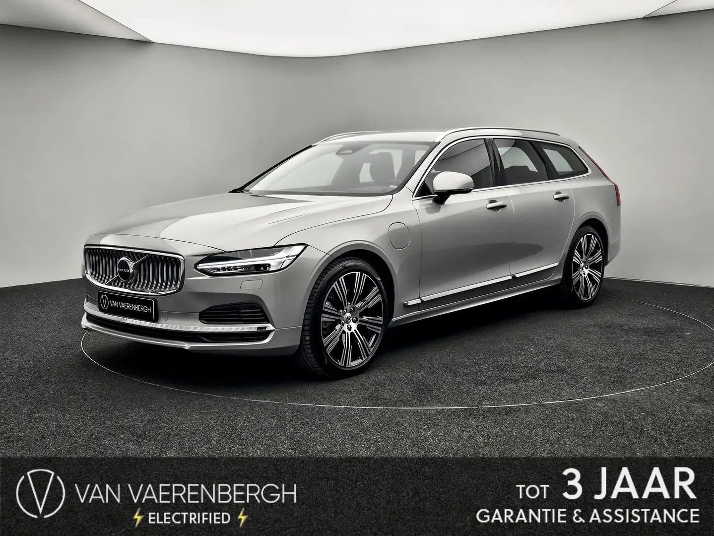 Volvo V90 Recharge T6 AWD Plus Bright PH * Navi|Leather|BLIS Zilver - 1