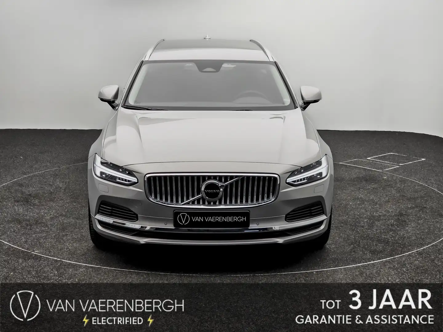 Volvo V90 Recharge T6 AWD Plus Bright PH * Navi|Leather|BLIS Silber - 2