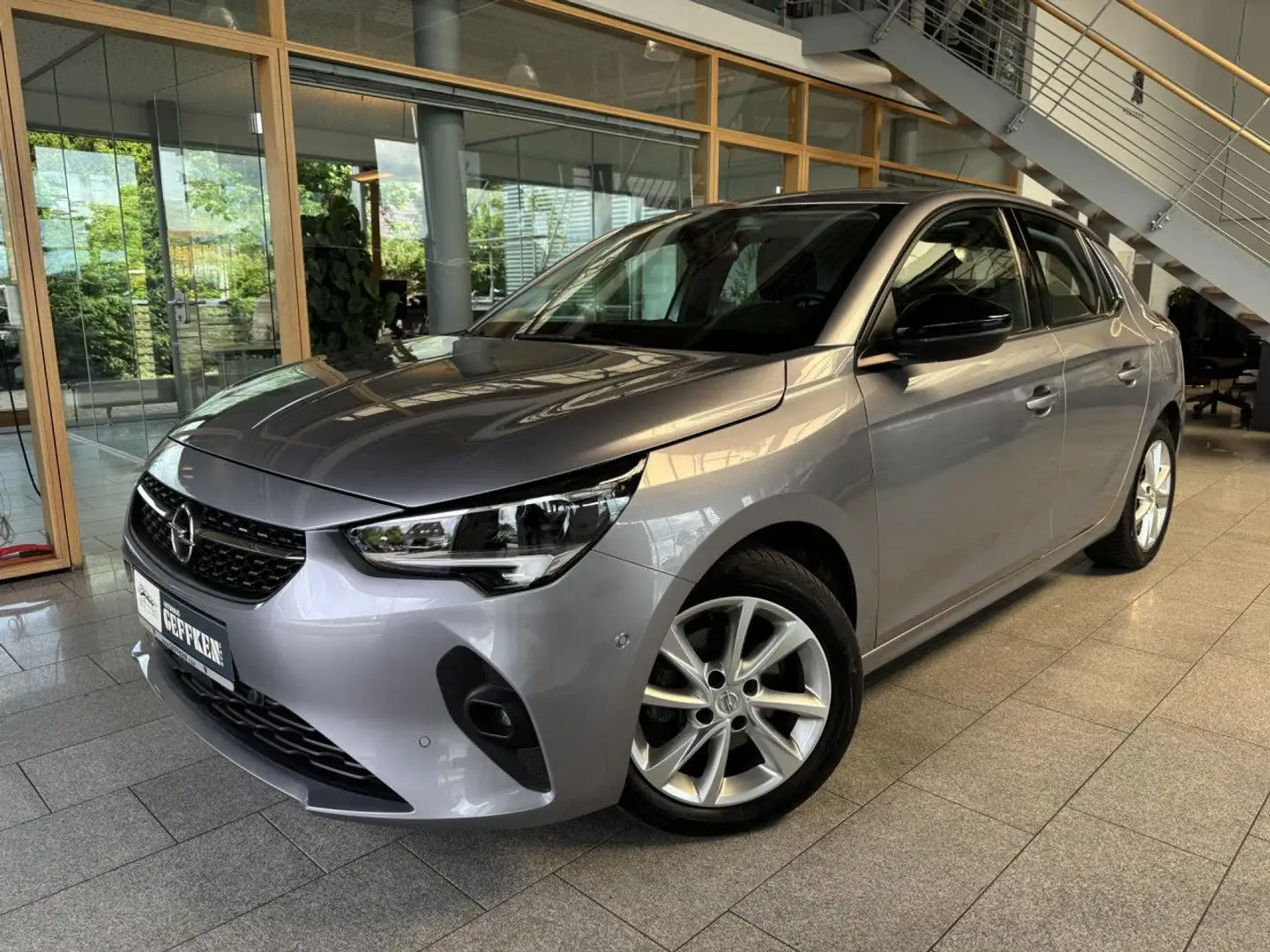 Opel Corsa 1.5 Diesel Elegance, Kamera, LED! Bluetooth Silber - 1
