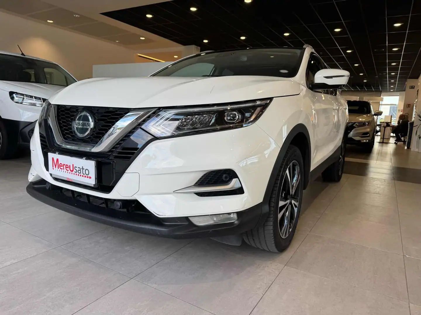 Nissan Qashqai 1.5 dCi 115 CV N-Connecta AUTOCARRO Blanco - 1