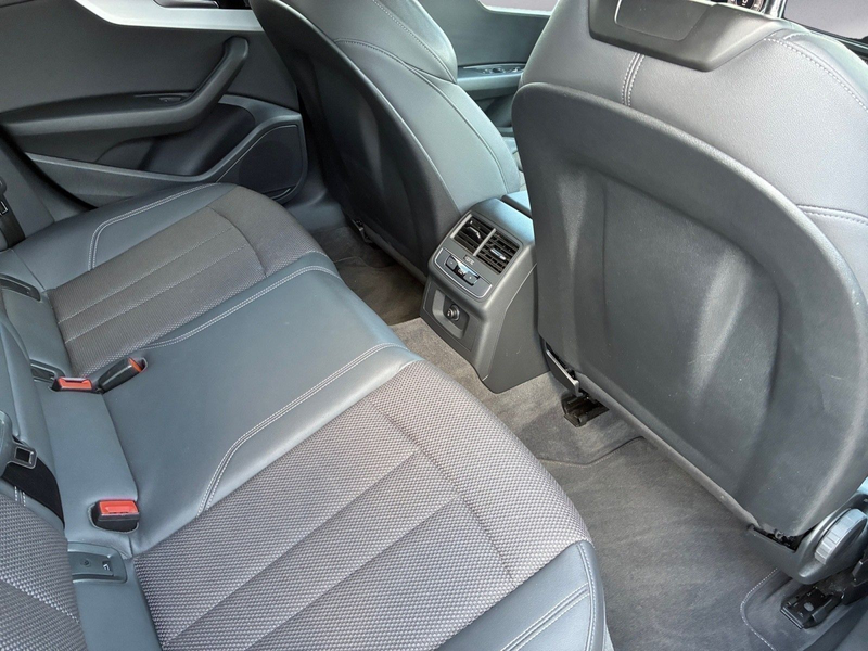 Audi A4 advanced AHK*PANO*SHZ*PDC+KAMERA*NAVI — photo 12