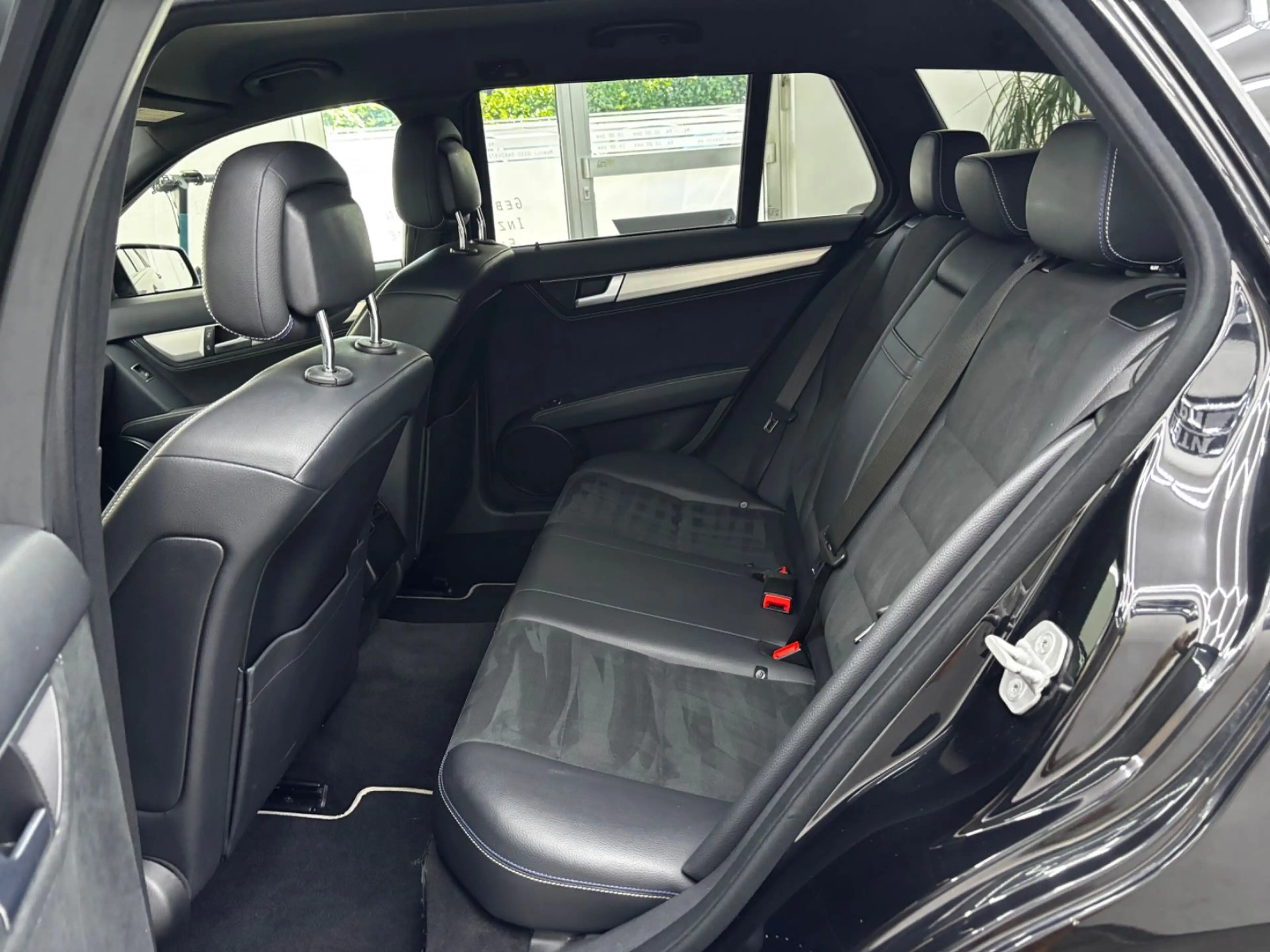 Mercedes-Benz C 180 CGI T Automatik Edition C*Leder*Navi* — photo 13