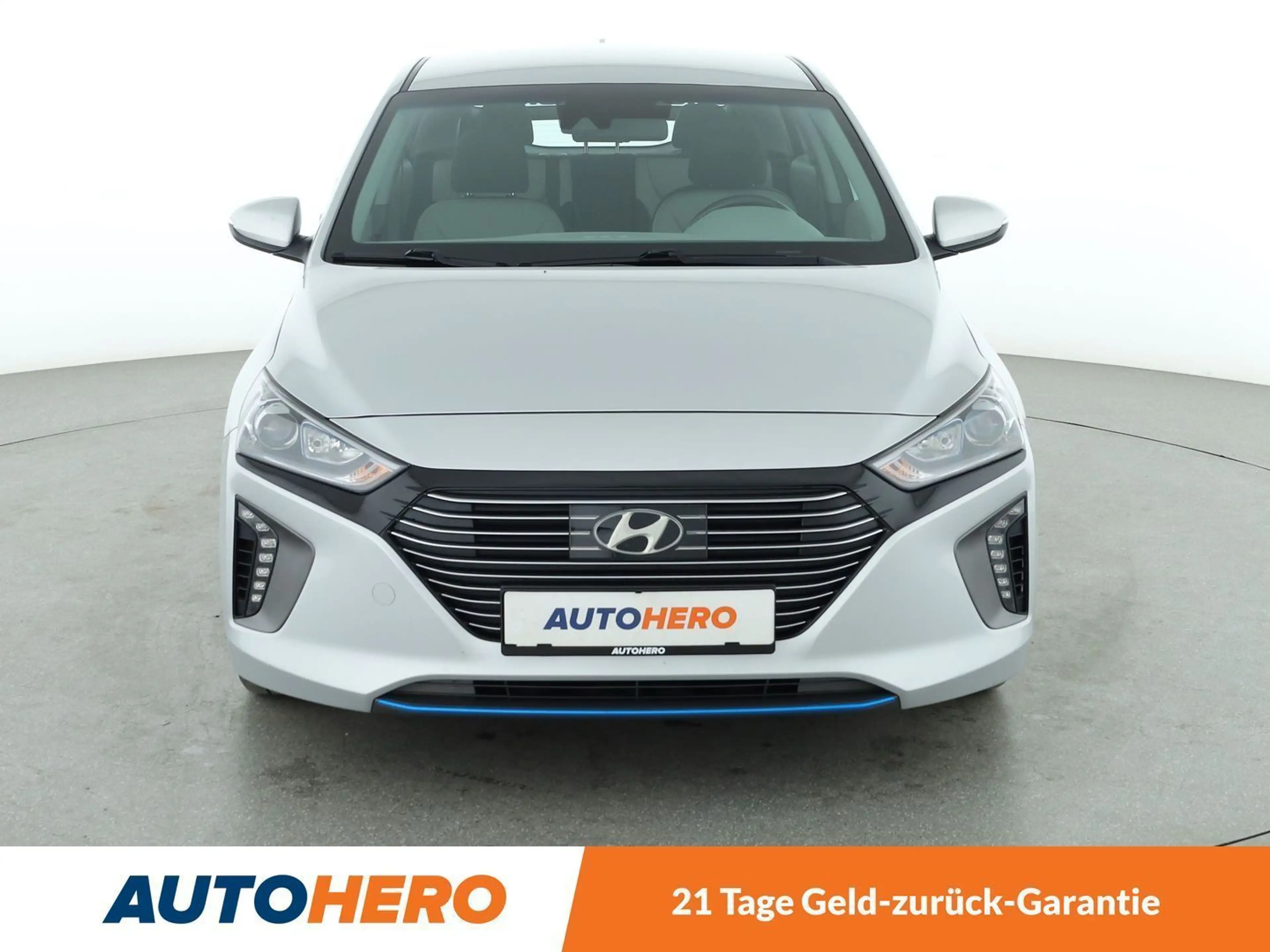 Hyundai IONIQ 1.6 Trend Plug-In Hybrid Aut.*TEMPO*CAM*PDC* — photo 9