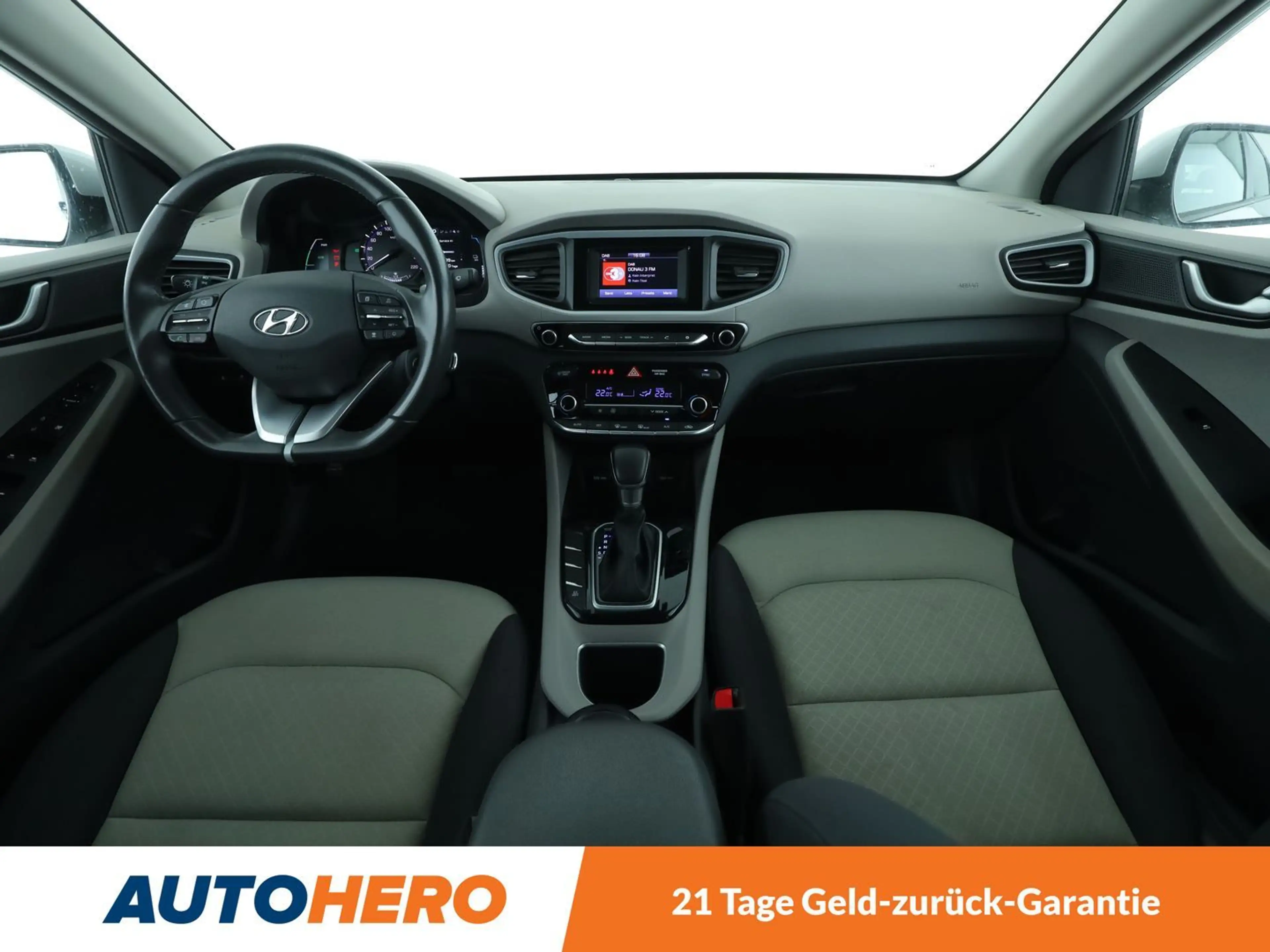 Hyundai IONIQ 1.6 Trend Plug-In Hybrid Aut.*TEMPO*CAM*PDC* — photo 12