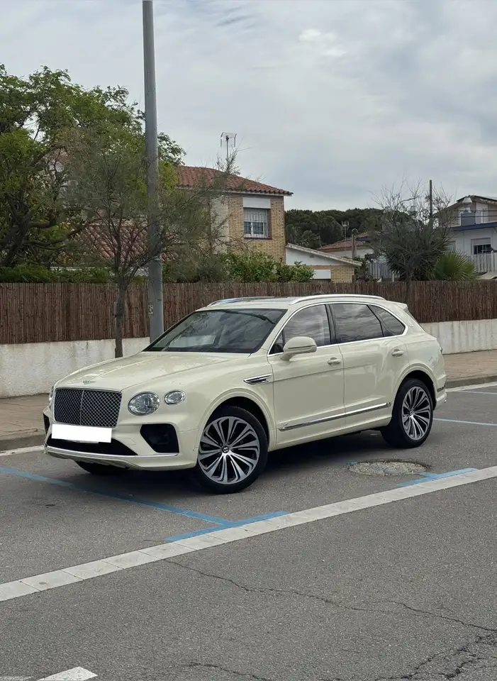 Bentley Bentayga 2022