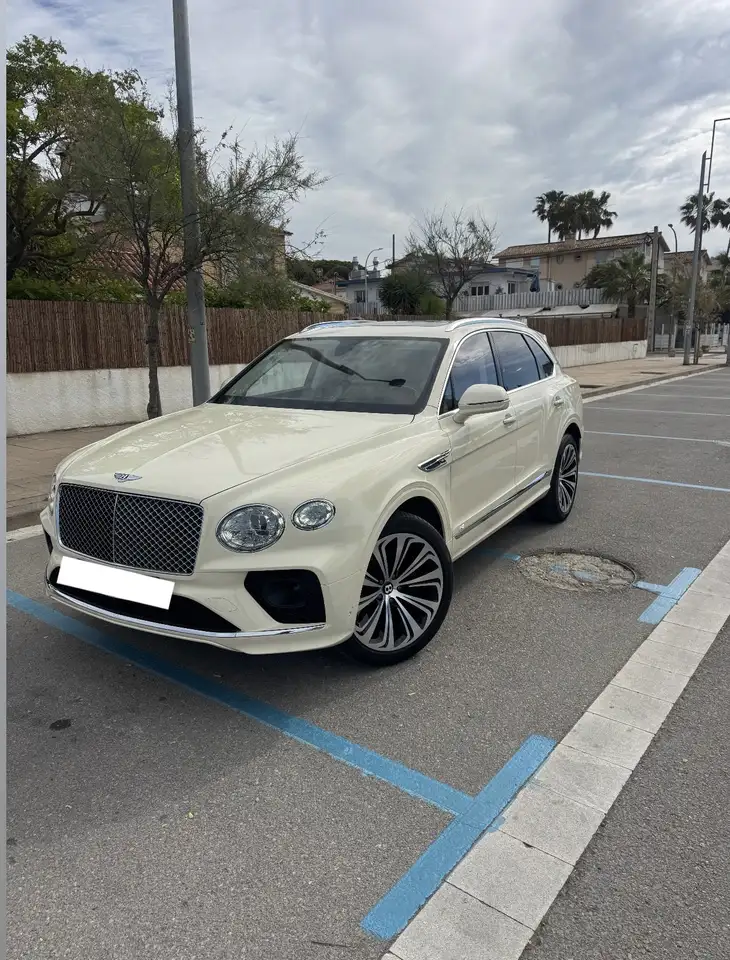 Bentley Bentayga 2022