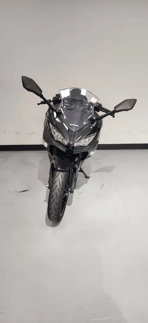 Kawasaki Ninja 400 - 1