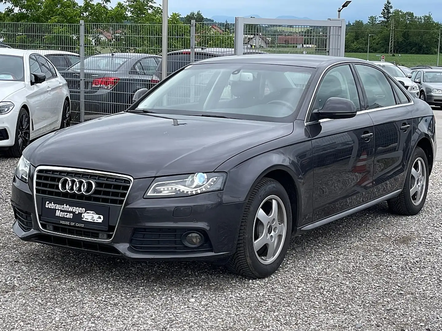 Audi A4 2,0 TDI DPF Grau - 1