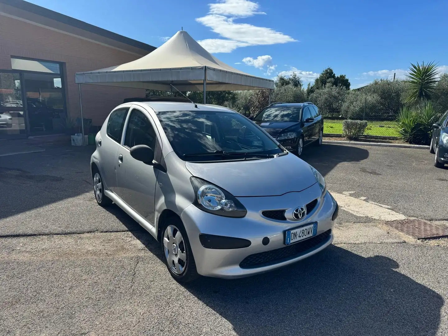 Toyota Aygo Aygo 1.0 VVT-I BENZINA 69CV 5 PORTE SOL 2008 Argento - 2