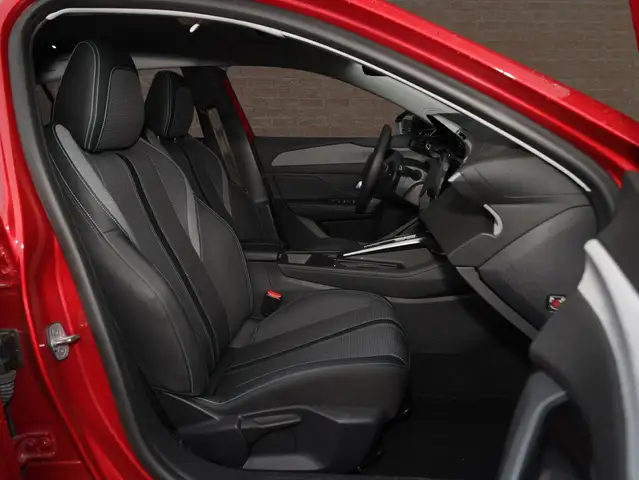 Peugeot 308 view 8