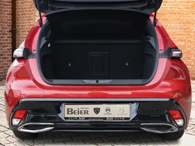 Peugeot 308 view 6