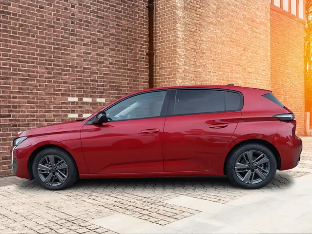 Peugeot 308 view 3