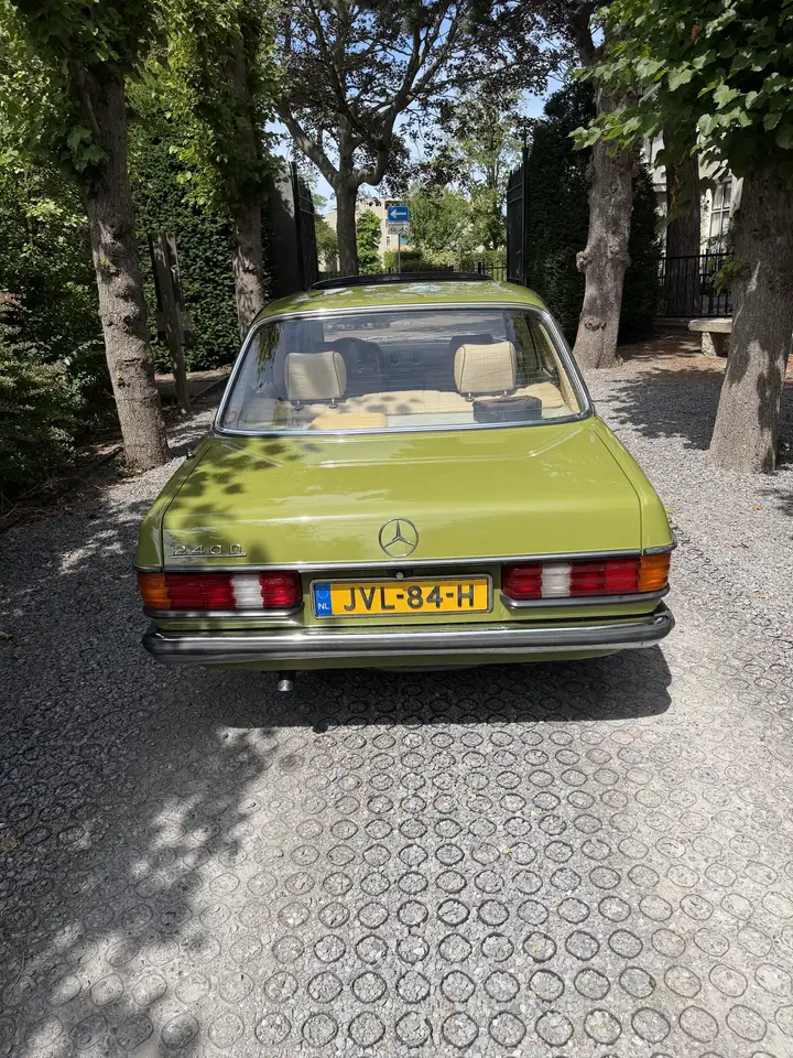 Mercedes-Benz 240, foto 5