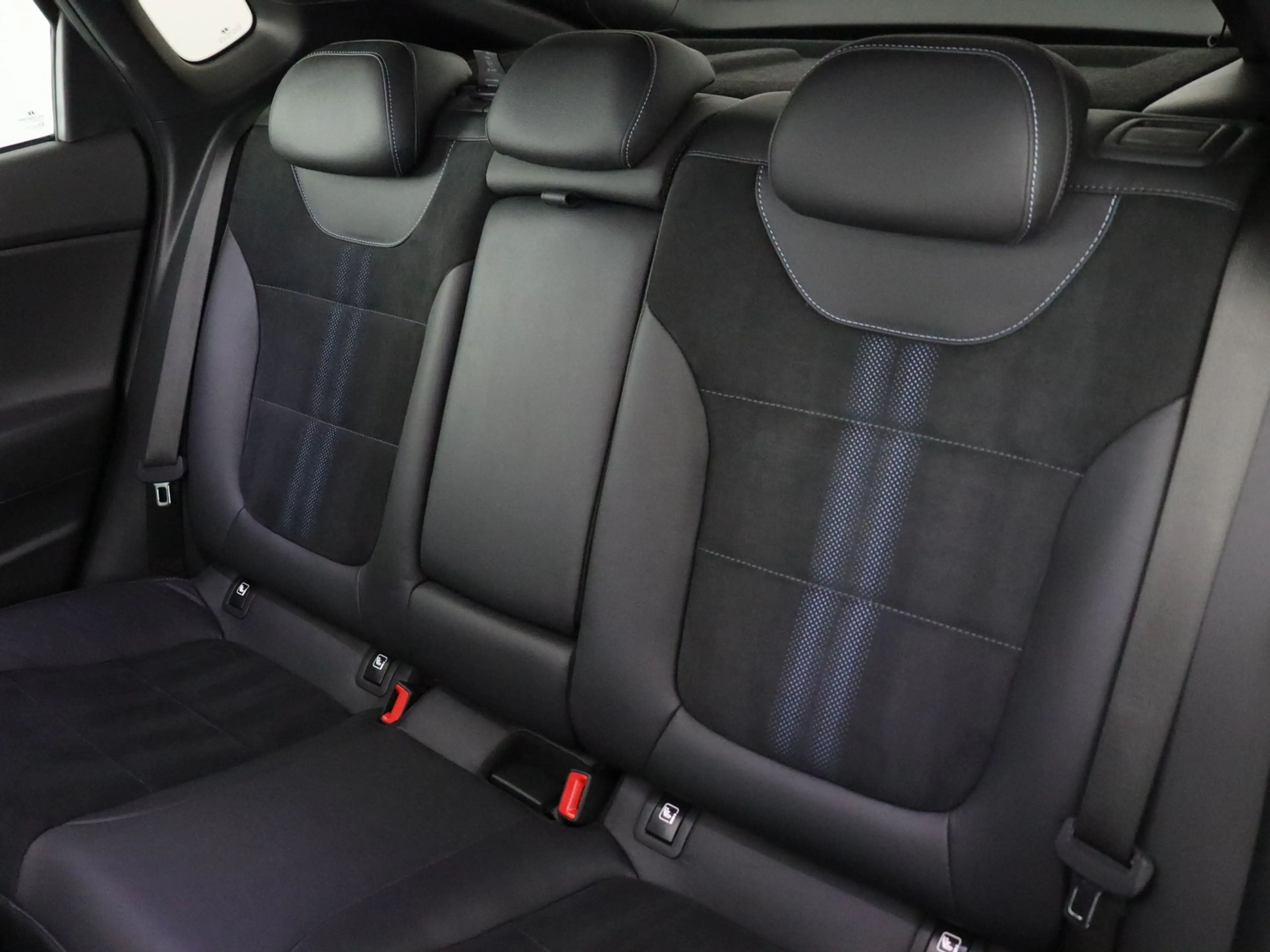Hyundai i30 2.0 N Fastback (Pano / Pipercross / Winterpakket / — photo 42