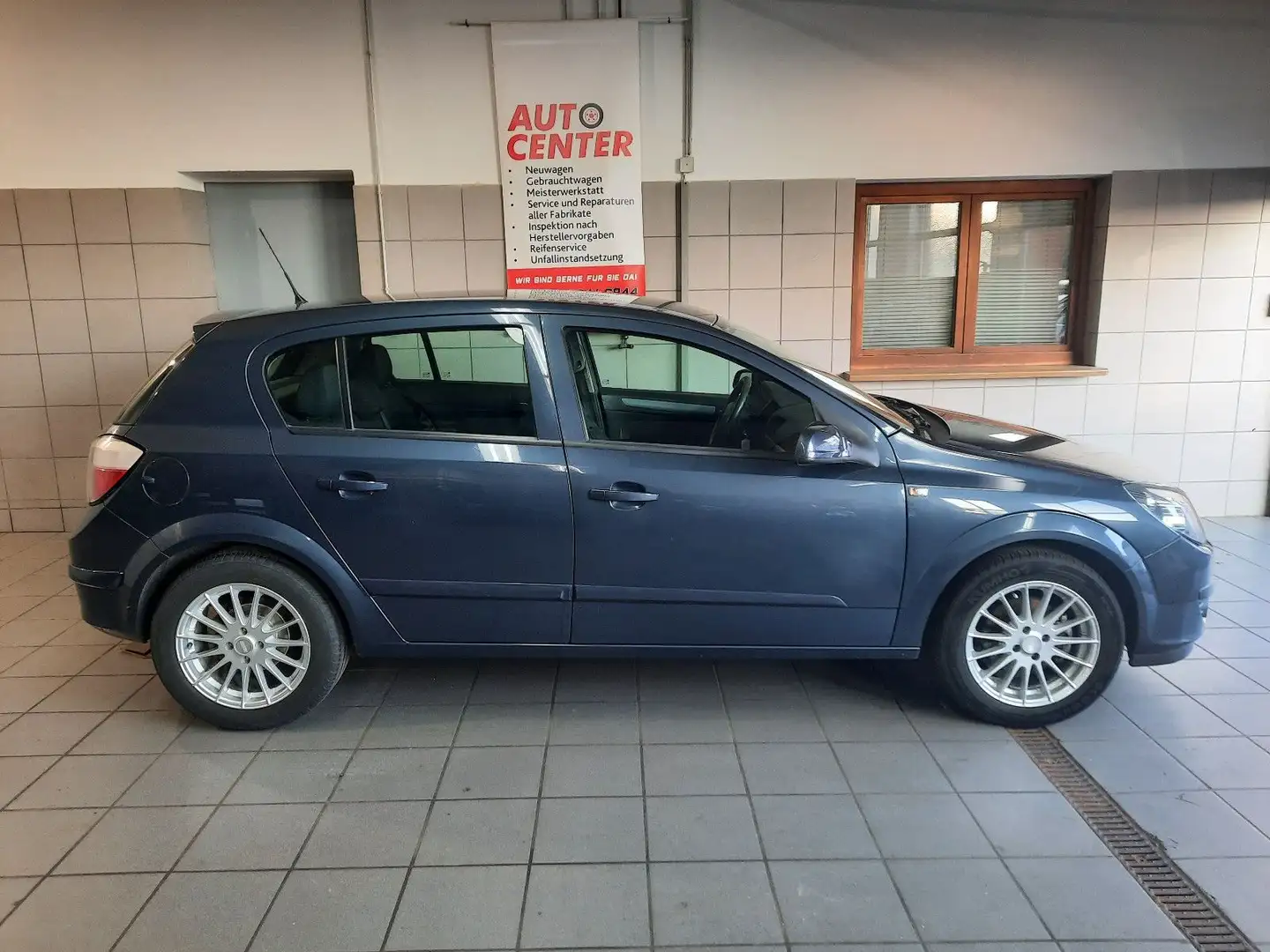 Opel Astra H Lim. Edition Tüv und Zahnriemen neu Blau - 2