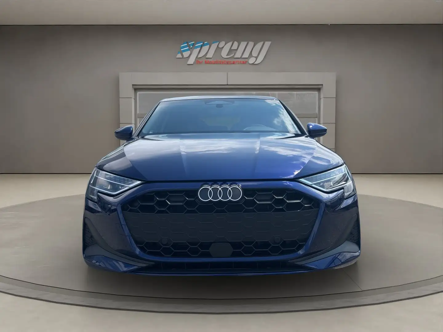 Audi A3 Sportback 4 Zylinder - Automatik - € 36.499,- Blau - 2