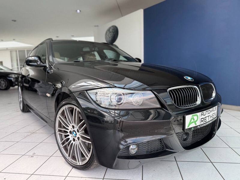 BMW 330 d M Sport*ACC*PANO*NAVI-Prof.*Harman-Kardon* — photo 4