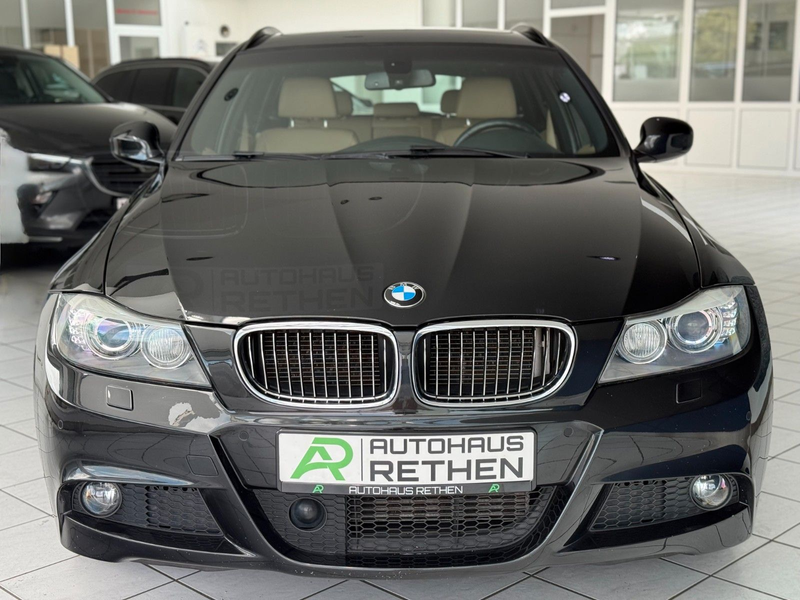 BMW 330 d M Sport*ACC*PANO*NAVI-Prof.*Harman-Kardon* — photo 3