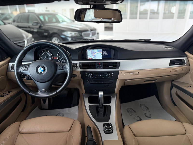BMW 330 d M Sport*ACC*PANO*NAVI-Prof.*Harman-Kardon* — photo 15
