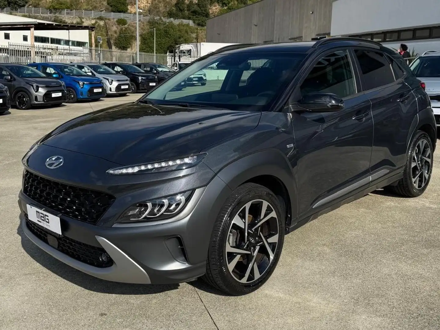Hyundai KONA Kona 1.6 crdi 48V Xline 2wd 136cv imt Gris - 1