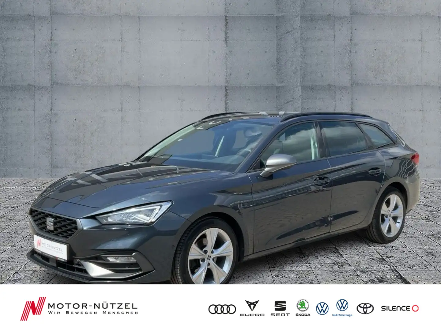 SEAT Leon ST 1.5 TSI FR-LINE LED+NAV+ACC+SHZ+PDC+RFK Gris - 1