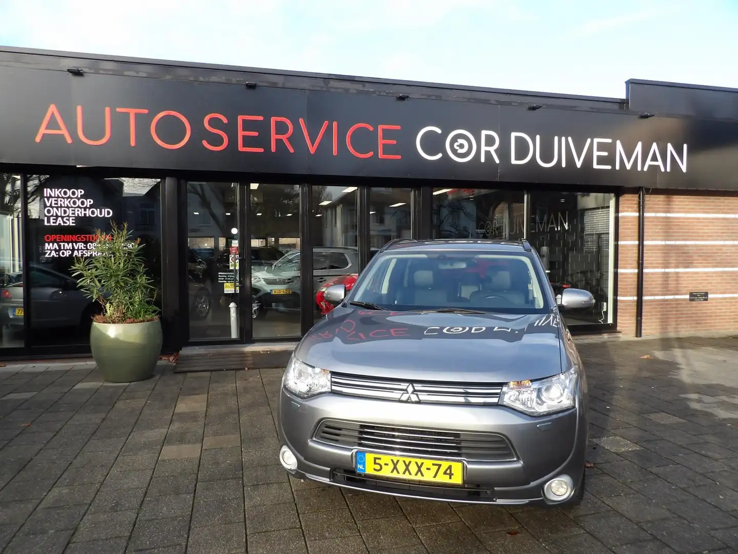 Mitsubishi Outlander 2.0 PHEV Executive Edition volledig onderhoud aanw Gris - 2