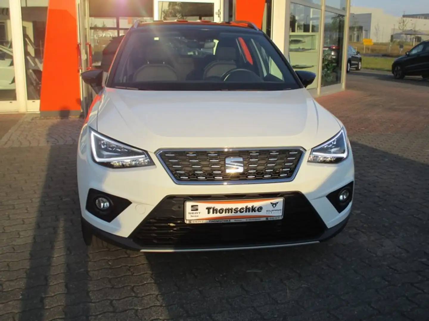 SEAT Arona Arona 1.0 Eco TSI XCELLENCE NAVI AHZV Weiß - 2