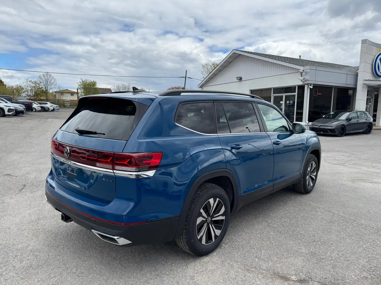 Volkswagen Atlas снимка Volkswagen Atlas