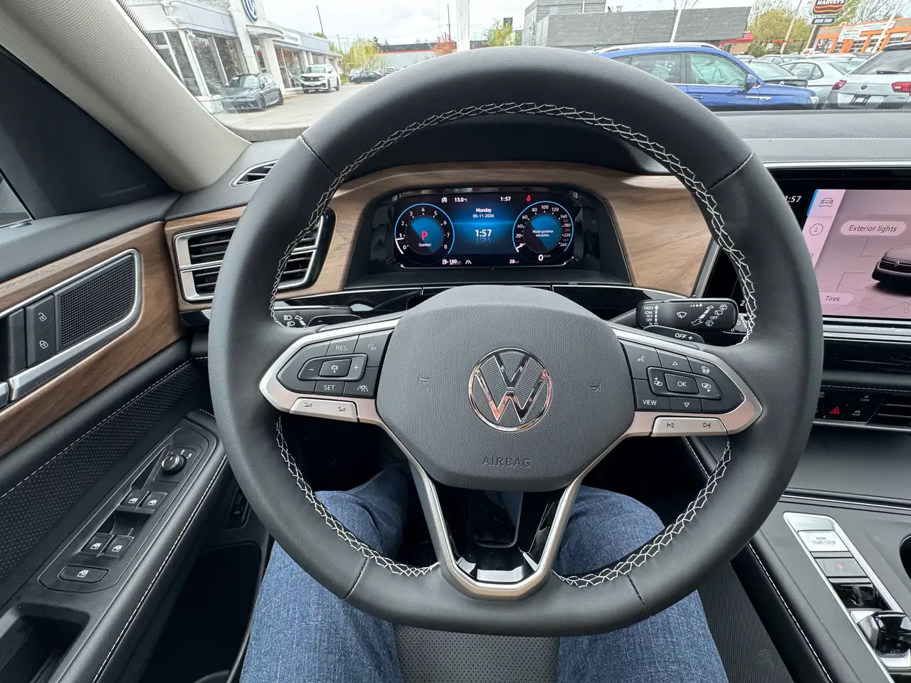 Volkswagen Atlas снимка Volkswagen Atlas