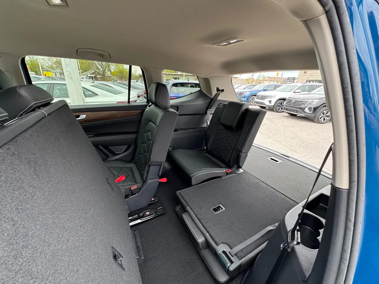 Volkswagen Atlas снимка Volkswagen Atlas
