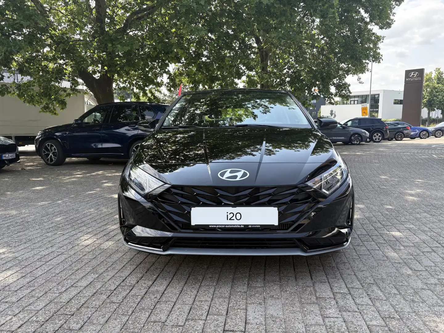 Hyundai i20 Select MY25 Funktions Paket Kamera/Navi/CarPlay Noir - 2