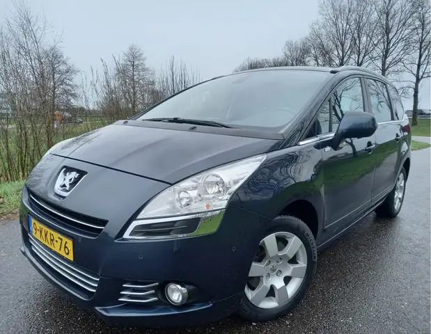 Peugeot 5008 1.6 THP Style 7p.