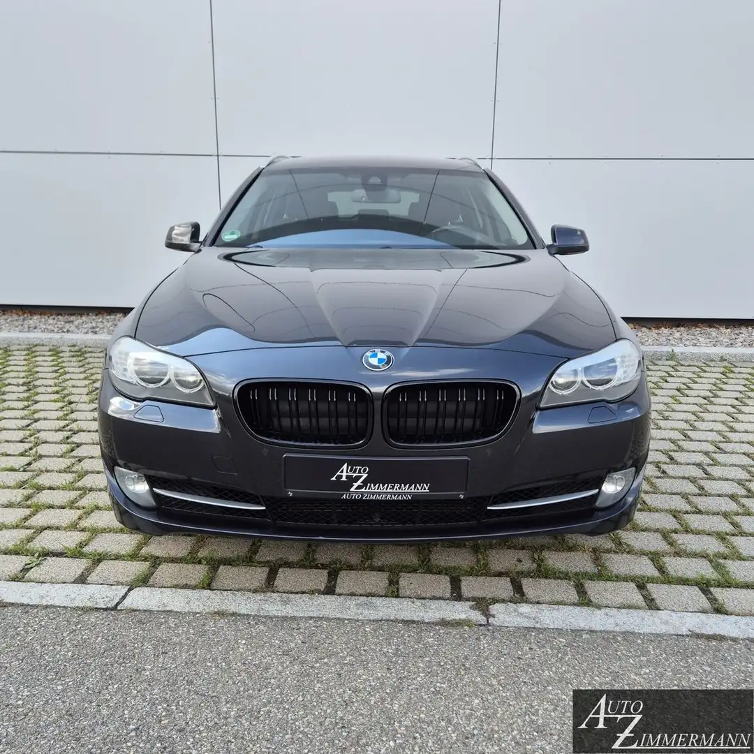 BMW 520 d touring Sport Autom. Head-Up*Kam*AHK*Leder Grau - 2