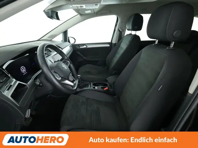 Volkswagen Touran view 10
