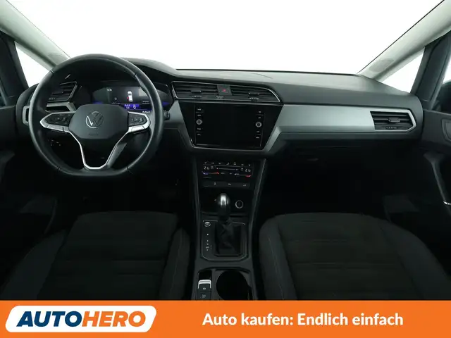 Volkswagen Touran view 12