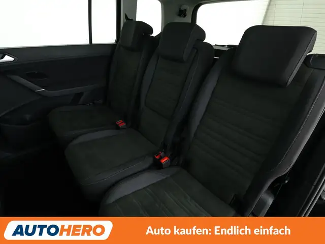 Volkswagen Touran view 14