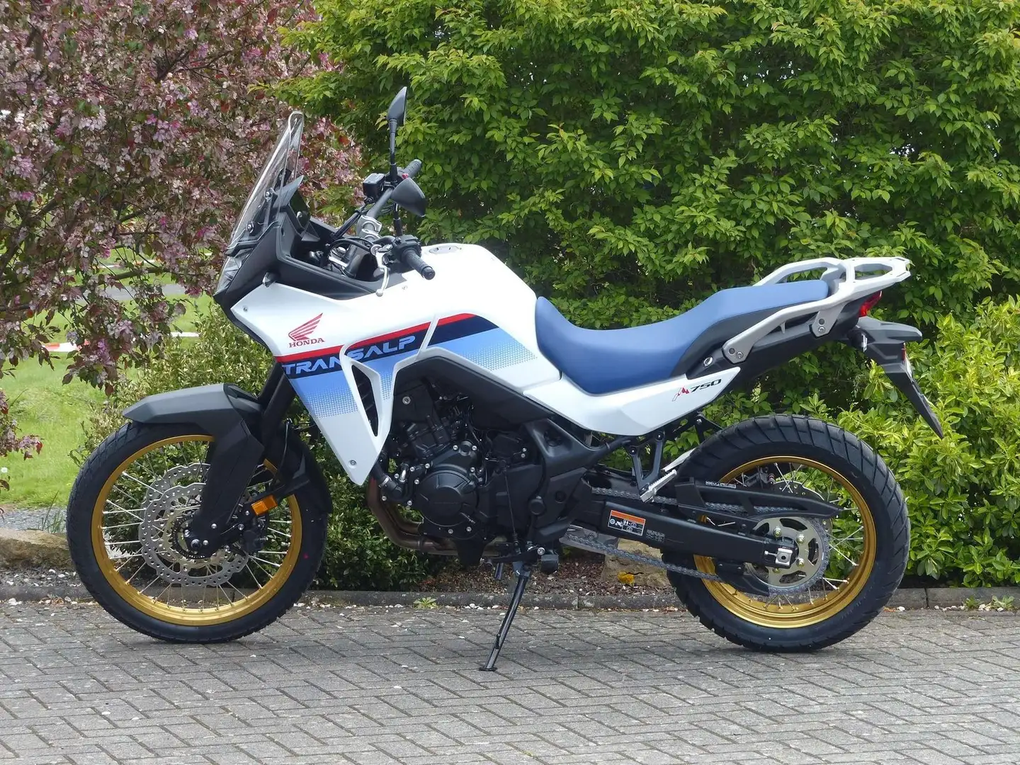 Honda XL 750 Transalp Mod. 2025 Alb - 2