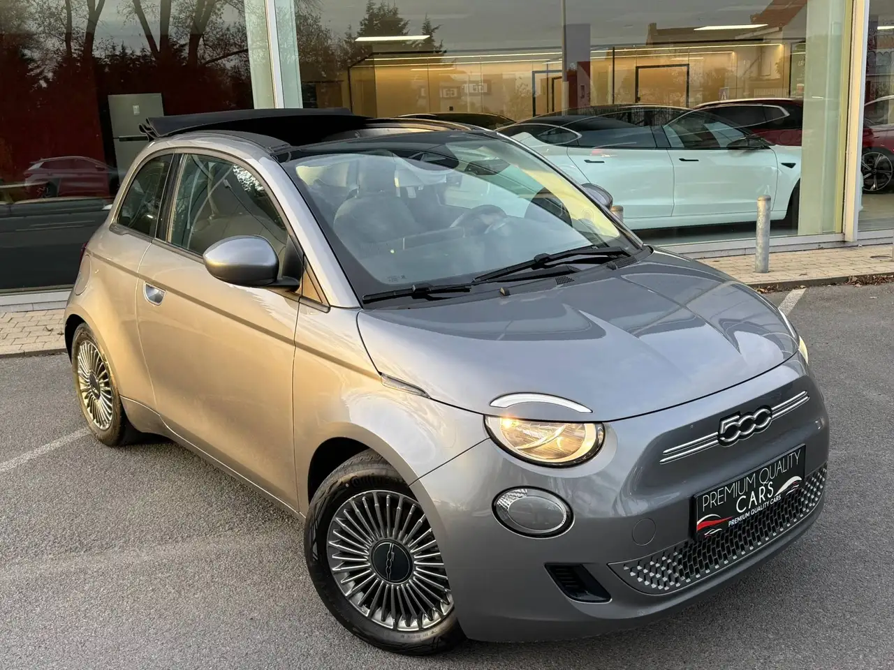 Fiat 500 E 42 kwh / ICON / CARPLAY / SENSOREN / NAVI / AIRCO, миниатюра 5