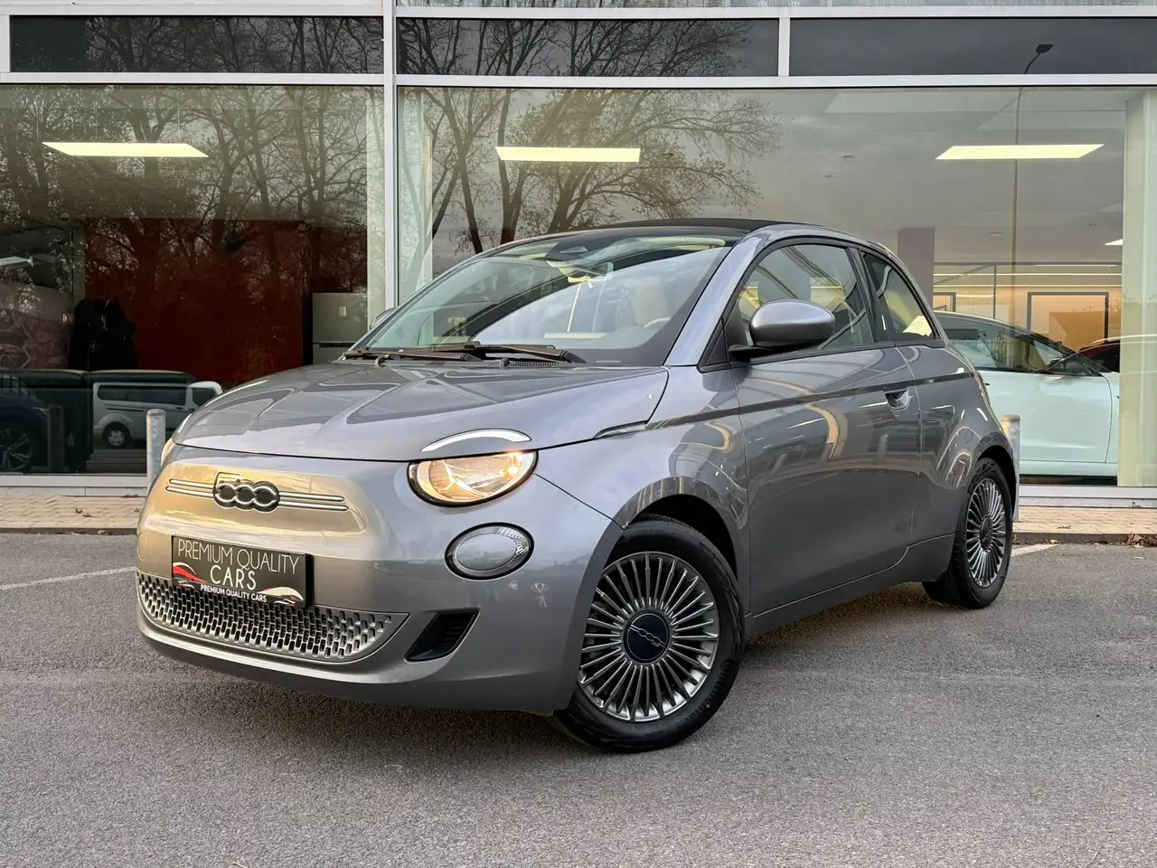 Fiat 500 E 42 kwh / ICON / CARPLAY / SENSOREN / NAVI / AIRCO, миниатюра 2