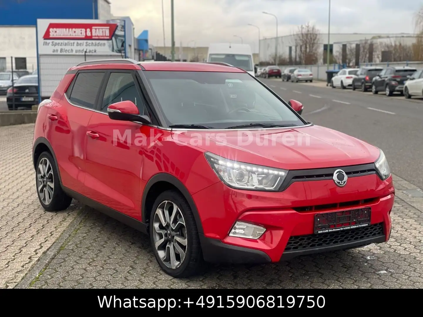 SsangYong Tivoli Crystal 4x2  / SHZ / TEMPOMAT / PDC Roşu - 2
