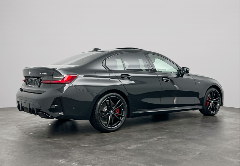 BMW 340 3-serie sedan M340i xDrive | Stuurwielrand verwarm — photo 4