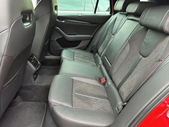 Skoda Octavia view 12