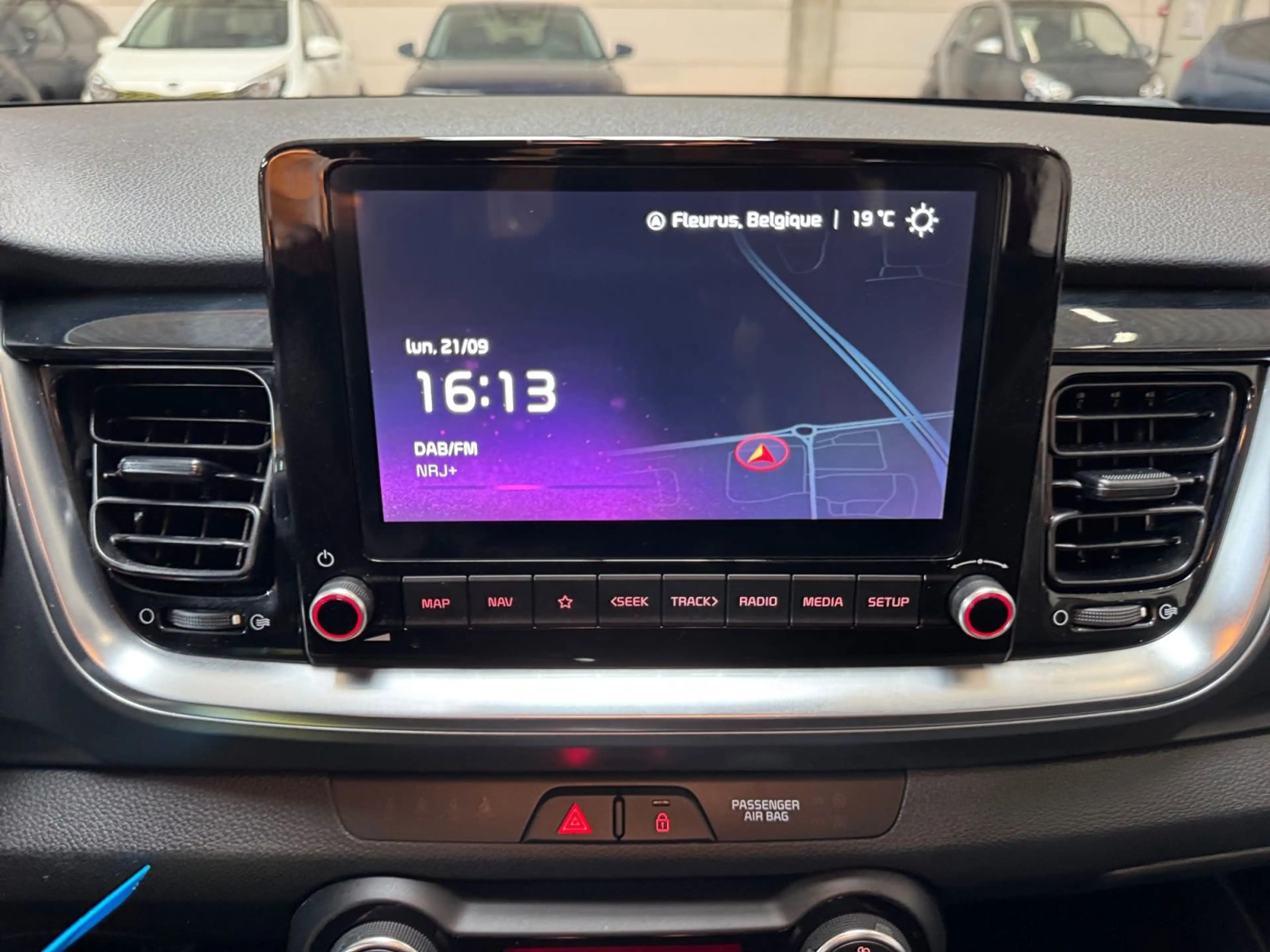 Kia Stonic Pulse 1.0 100cv — photo 12