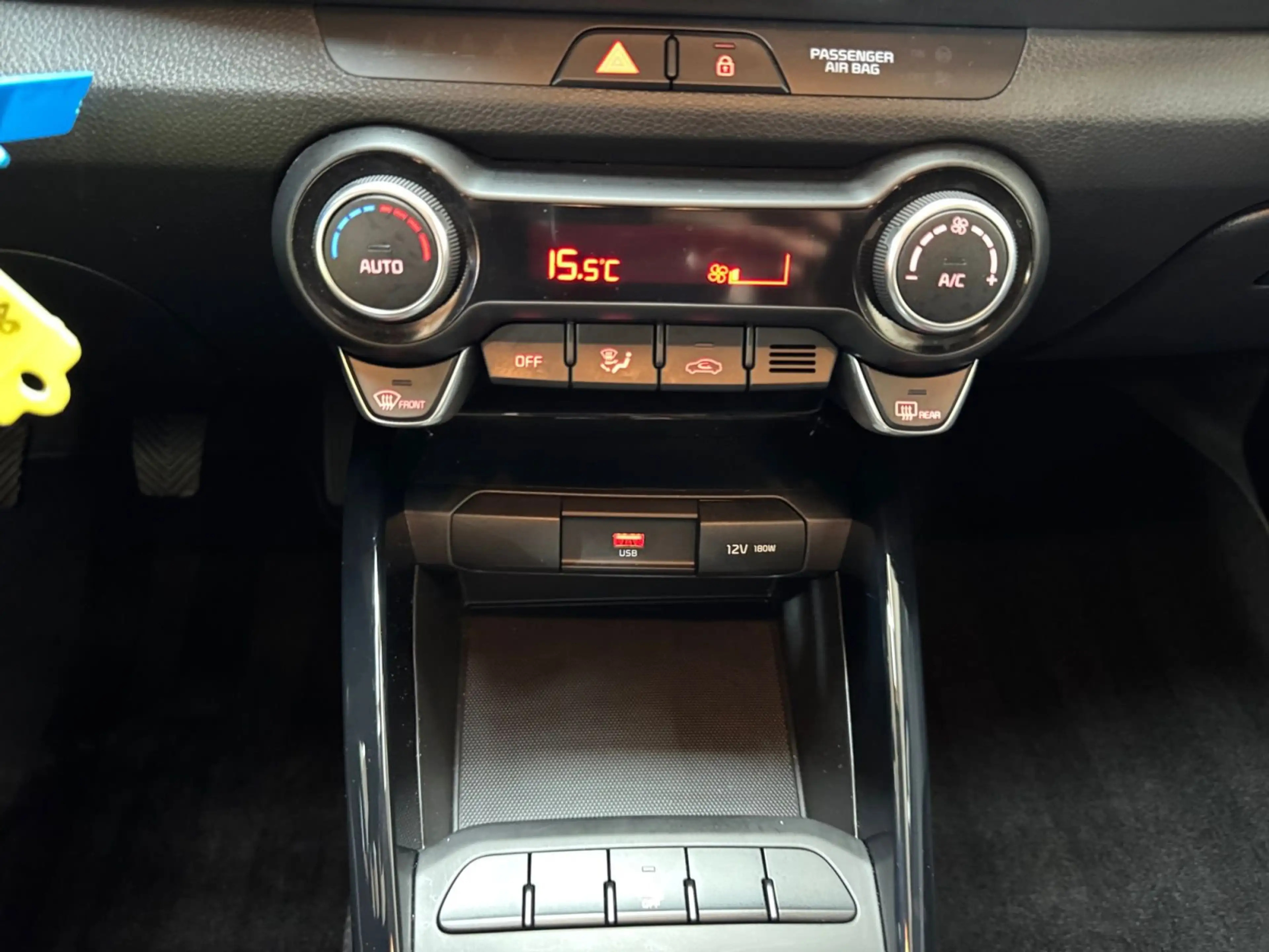 Kia Stonic Pulse 1.0 100cv — photo 14